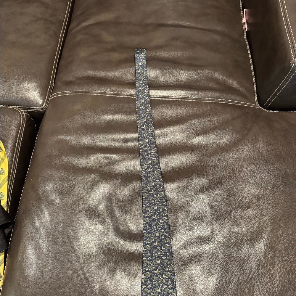 Banana Republic Green Animals and Jungle Narrow Belt